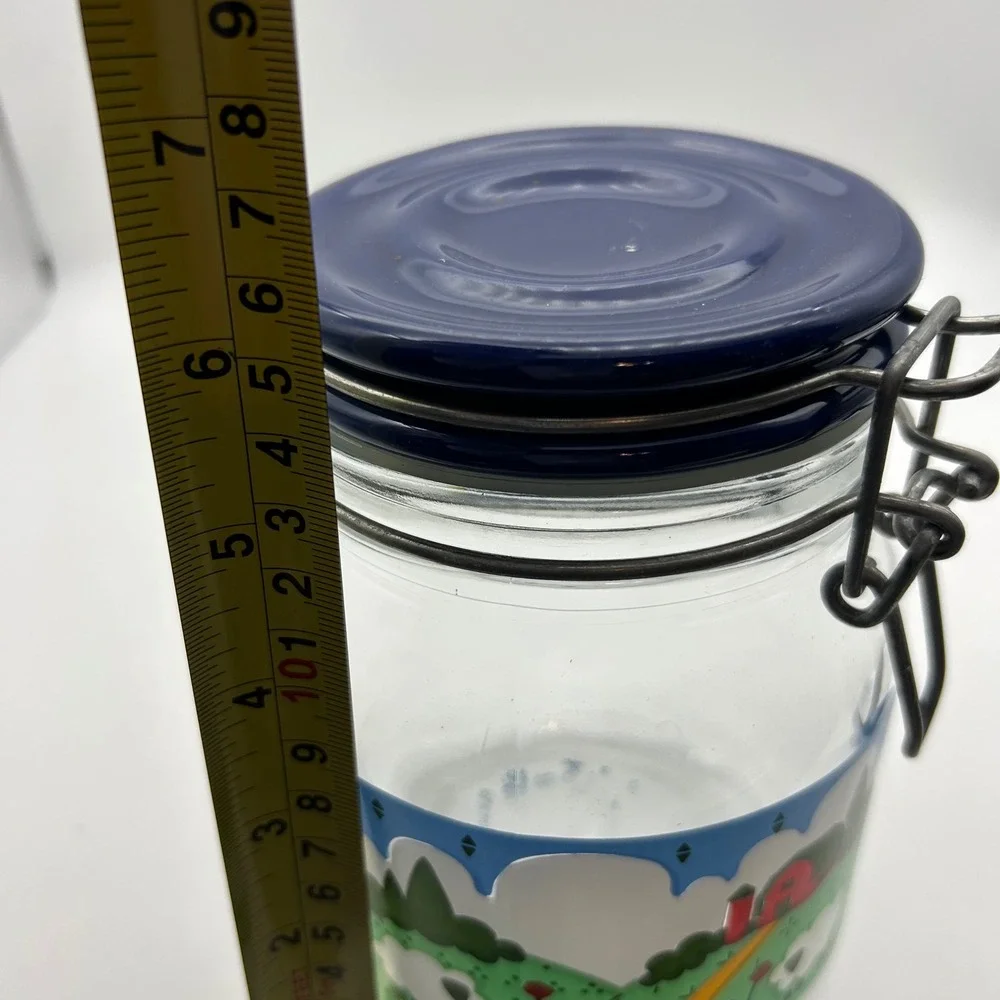 Vintage 1982 Nina Farm Scene Glass Jar Wire Bale Flip Top Lid Sheep Barn 7in‎